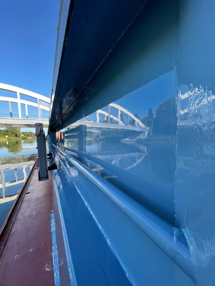 Toplac narrow boat and yacht exterior paint Danube Blue 
